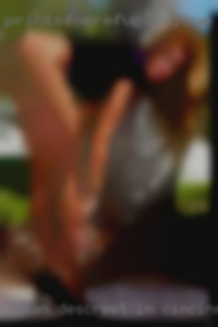 Woman, descreet in Cincinnati Ohio, occasional women encounter.